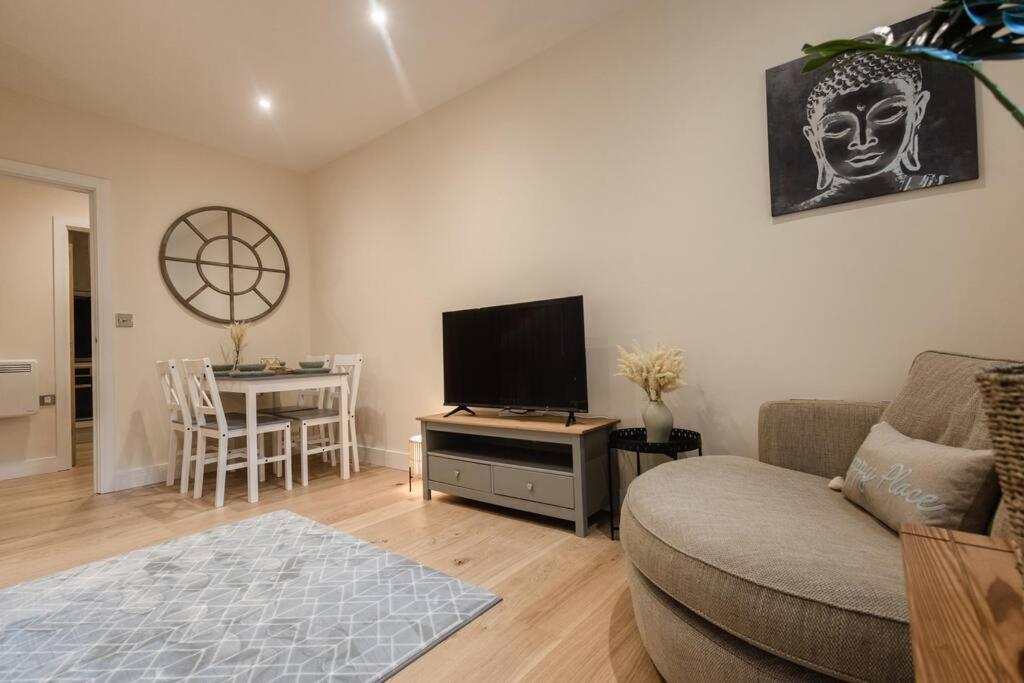 Ocean - 2 Bed Flat Sleeps 6 With Gym Access Apartamento Southampton Exterior foto