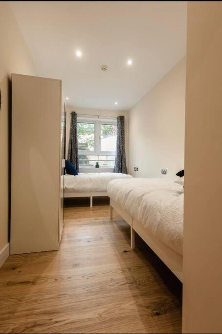 Ocean - 2 Bed Flat Sleeps 6 With Gym Access Apartamento Southampton Exterior foto